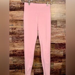 UGG Pink Saylor Leggings, Size M
#0304